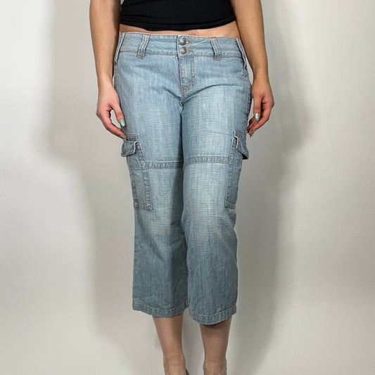 Y2K Blue Calvin Klein Capri 3/4 Length Jeans (W32)