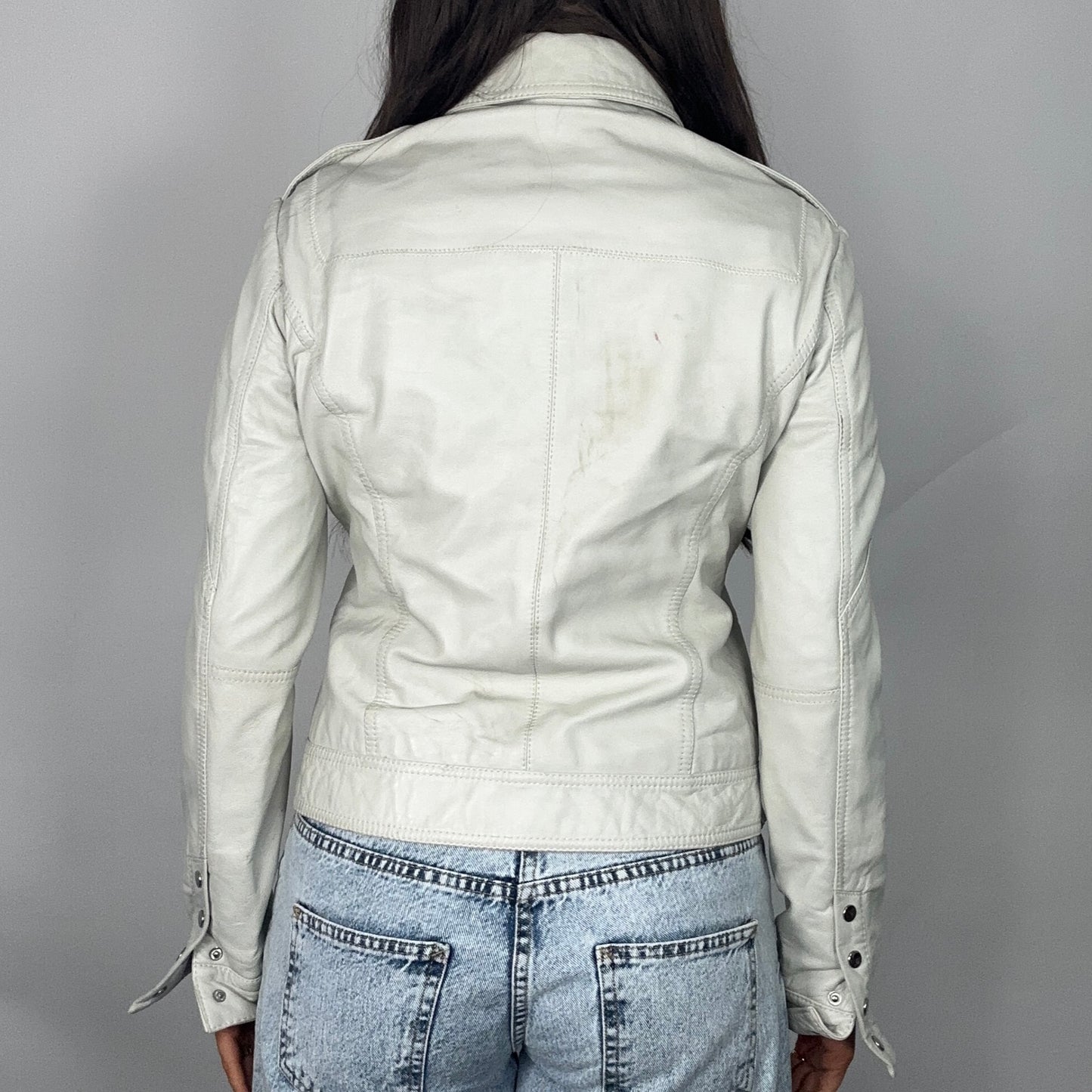 Y2K Cream Zip-Up Fitted Leather Jacket (M)