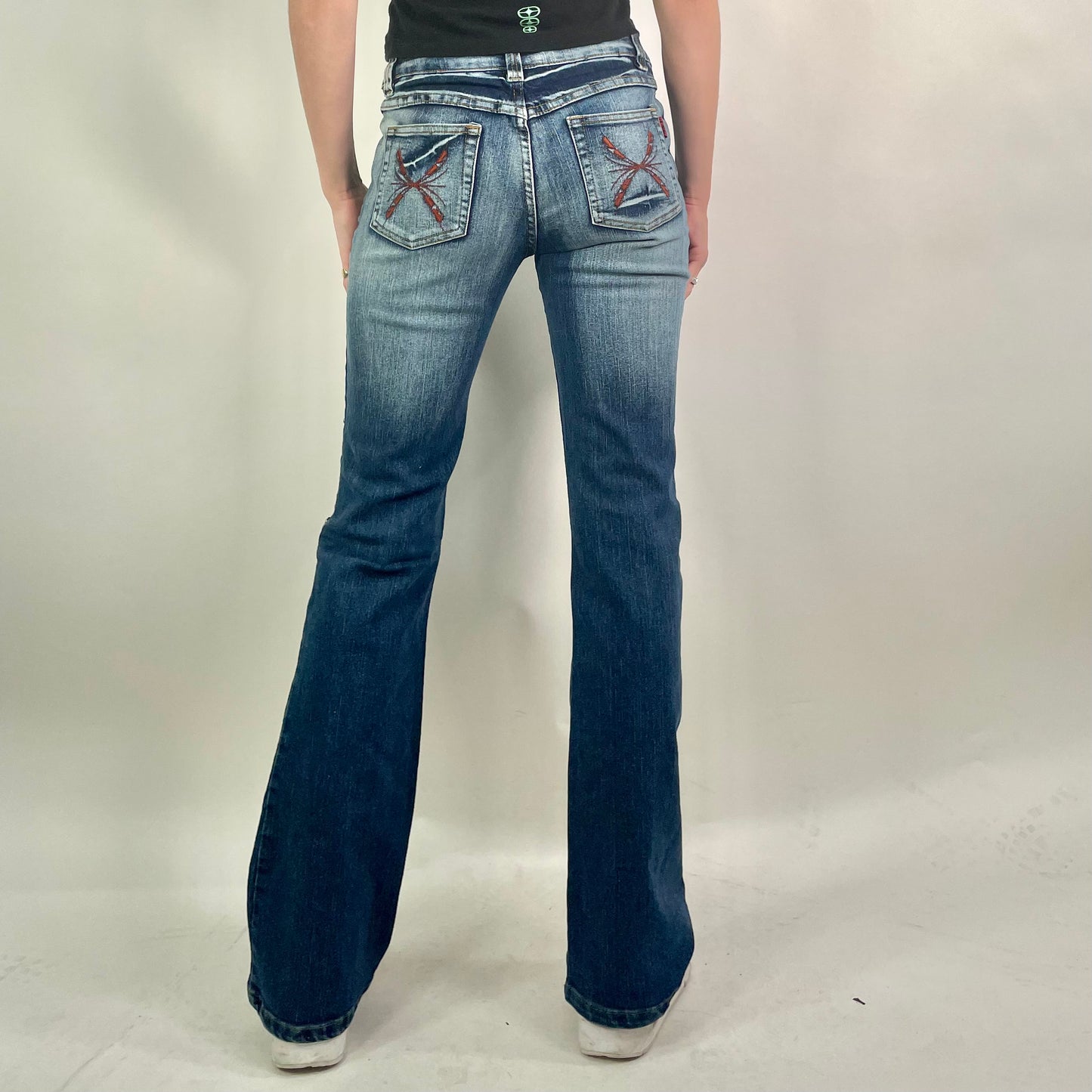 Y2K  Blue Embroidered Gem Stone Jeans (W28)