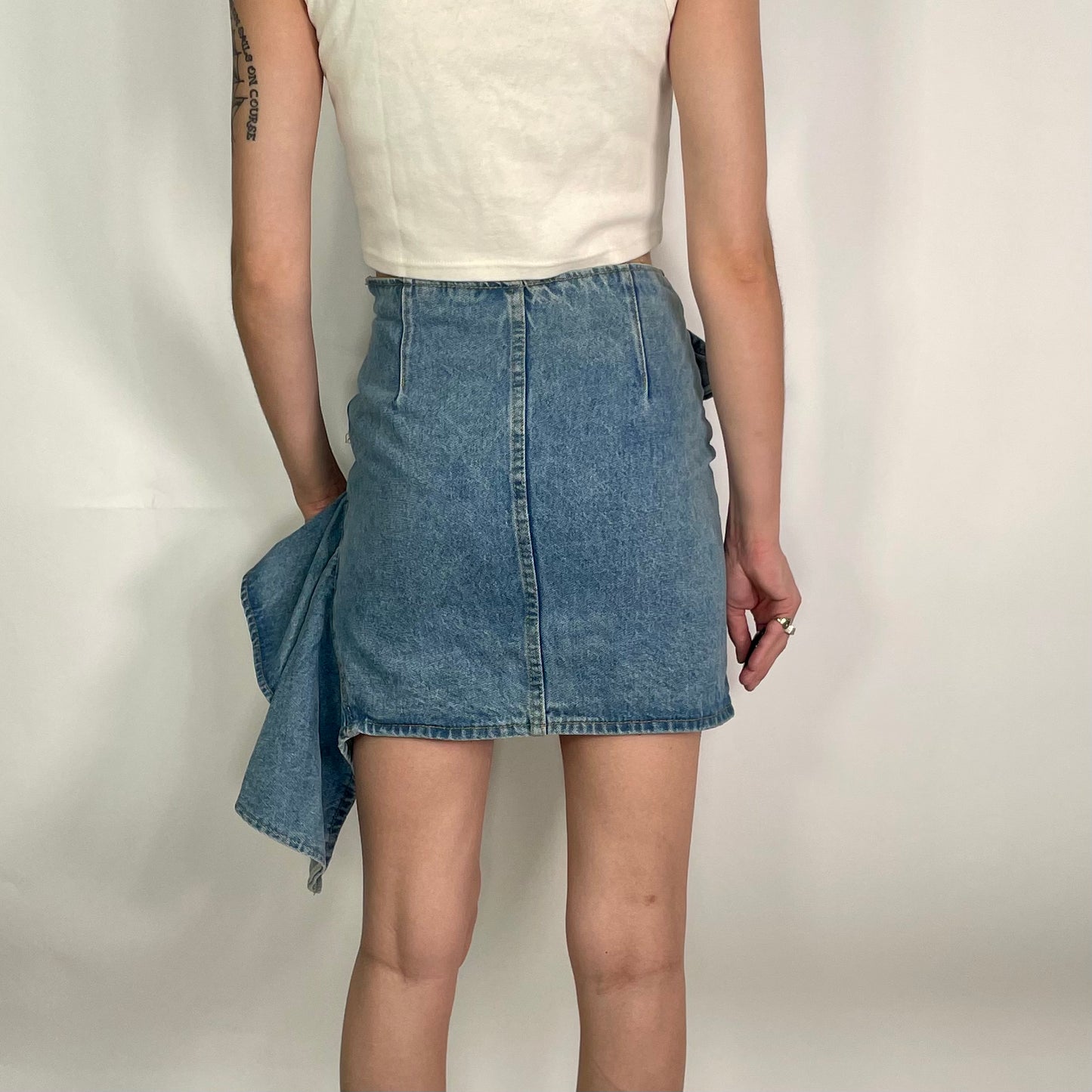 Y2K Blue Ruffle Denim Skirt (W26)