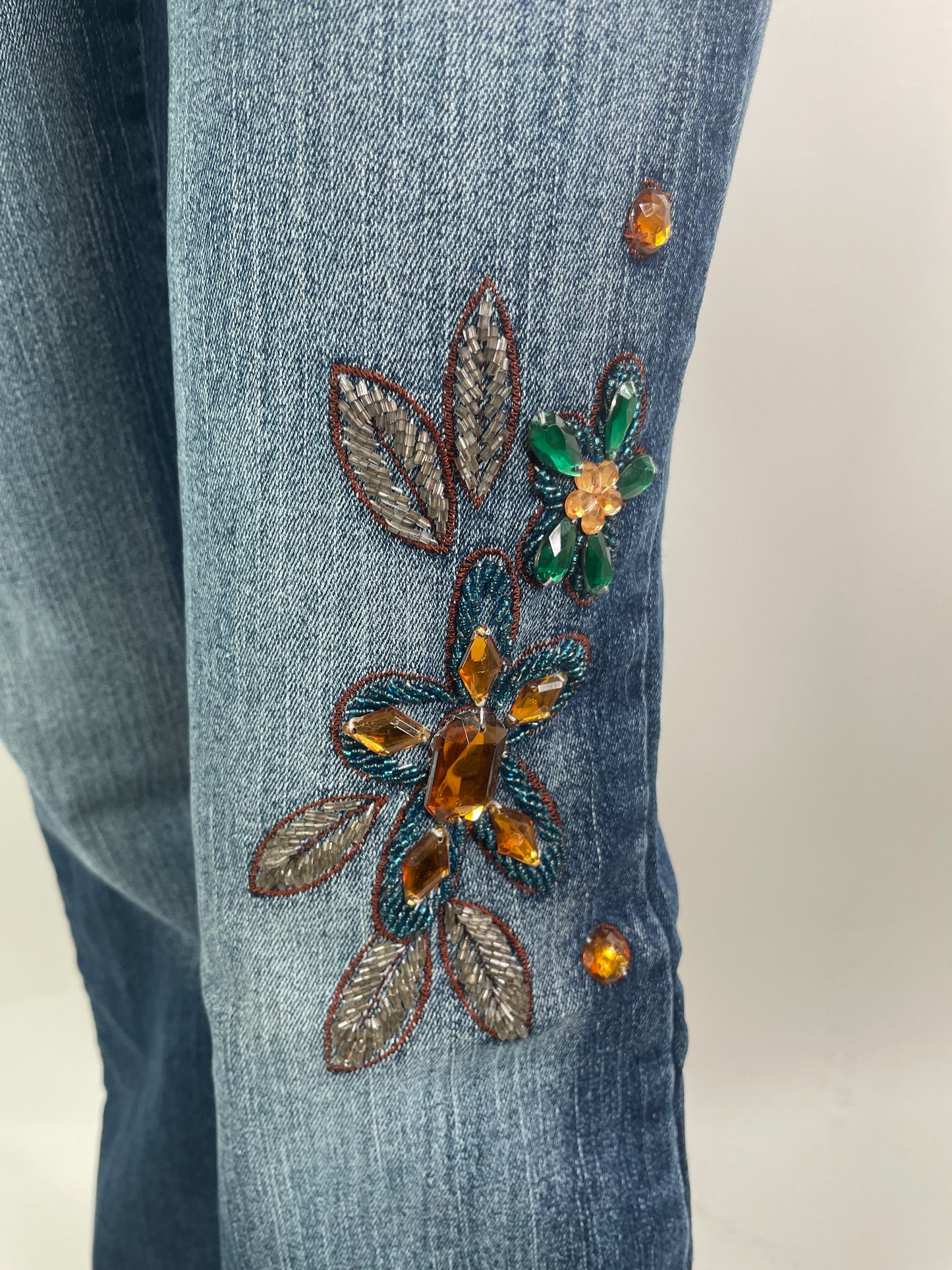 Y2K  Blue Embroidered Gem Stone Jeans (W28)